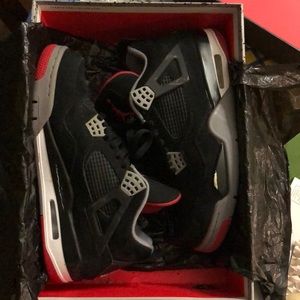 Jordan 4 bred (2012)